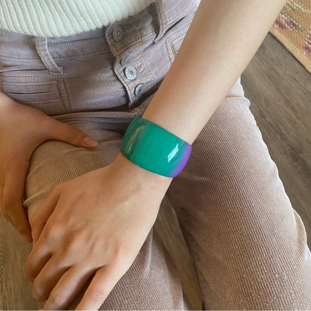 Vintage Enamel Cuff Bangle